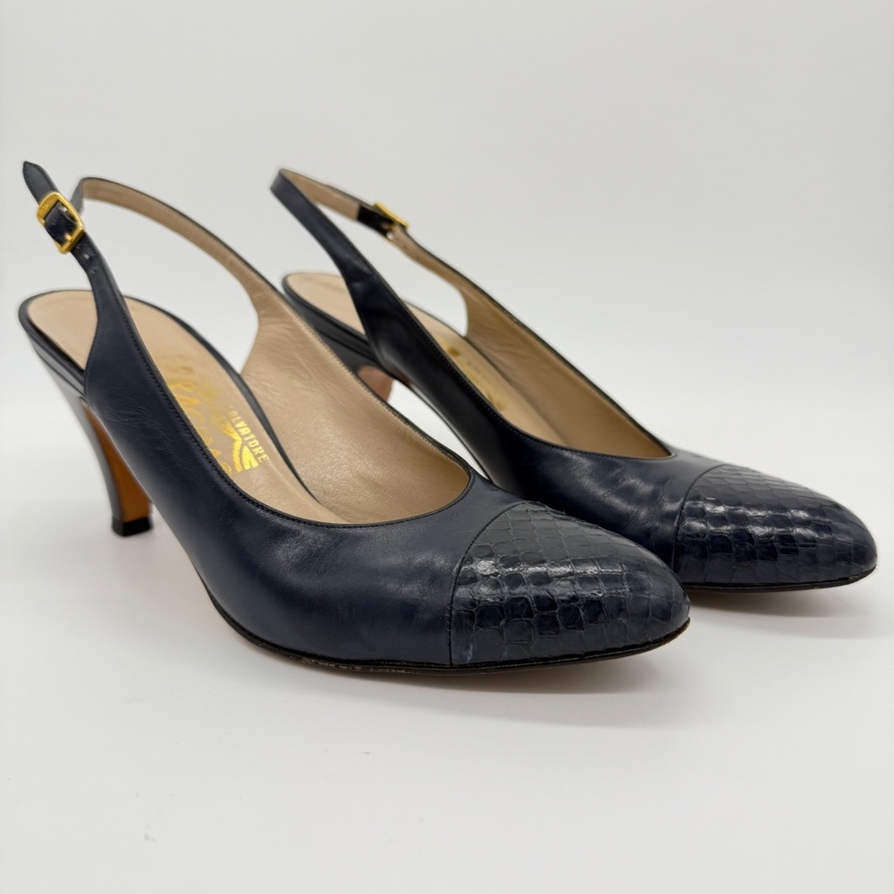 Salvatore Ferragamo Women's Navy Snakeskin Slingback Leather Heels Shoes Size 6 - Picture 2 of 12